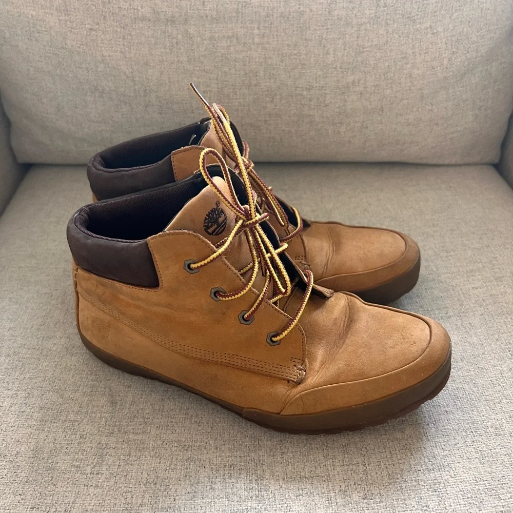 Timberland Boots - Picture 4 of 6